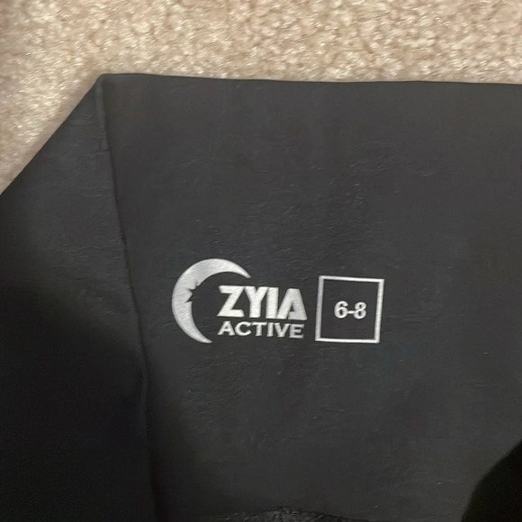 Zyia Active leggings - Picture 2 of 4